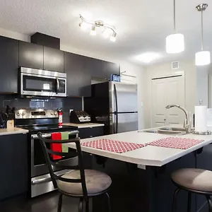 Apartment Executive Winderemere I Secure Ug Parking I Wifi!, Edmonton