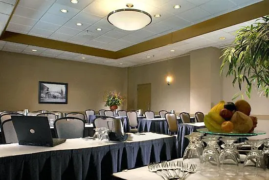 ****  The Westin Edmonton Hotel Canada